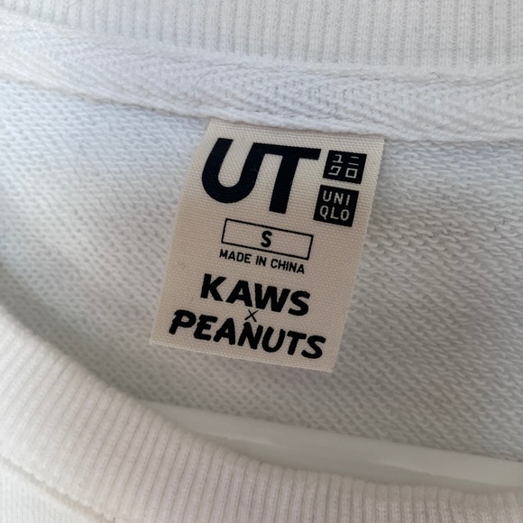 KAWS + PEANUTS sweater. - Picture 4 of 4